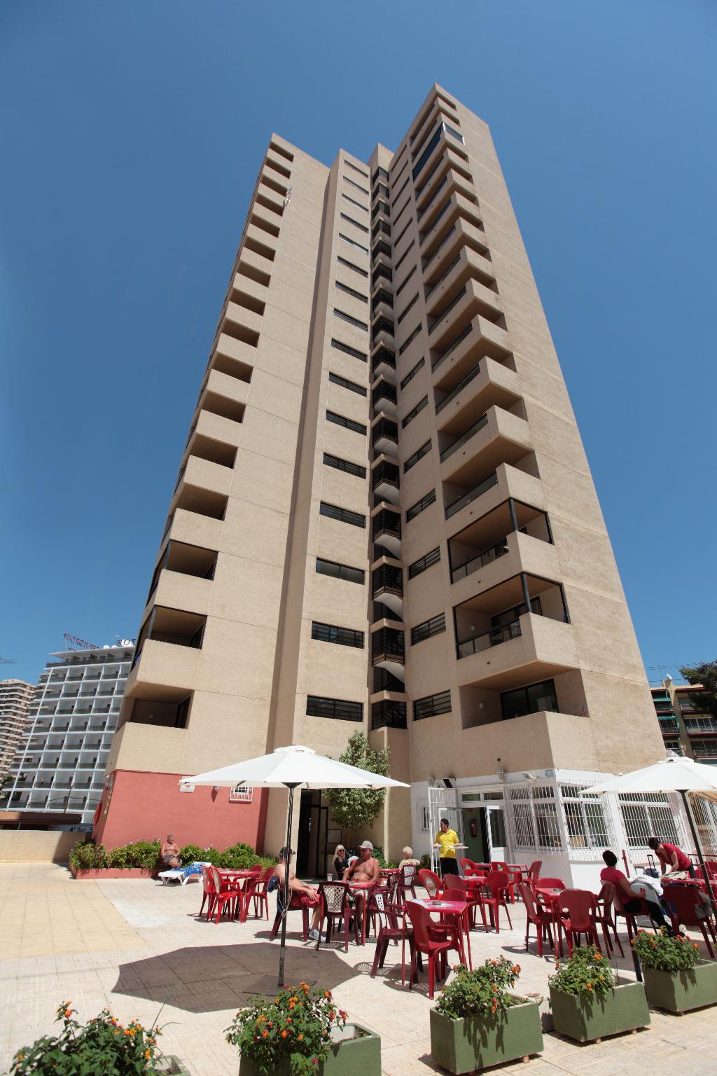 Dynastic Rooms Apartments, vista principal