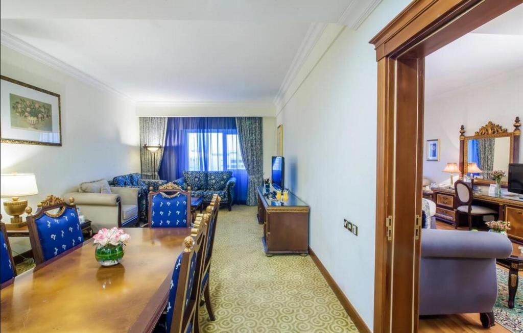 hotel-thumb