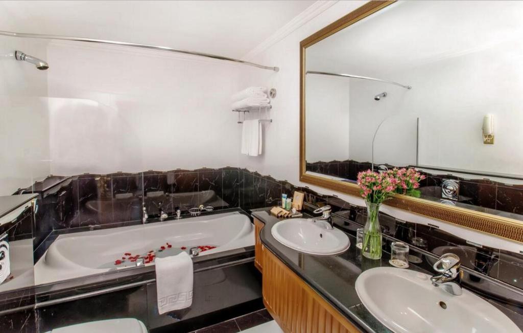 hotel-thumb