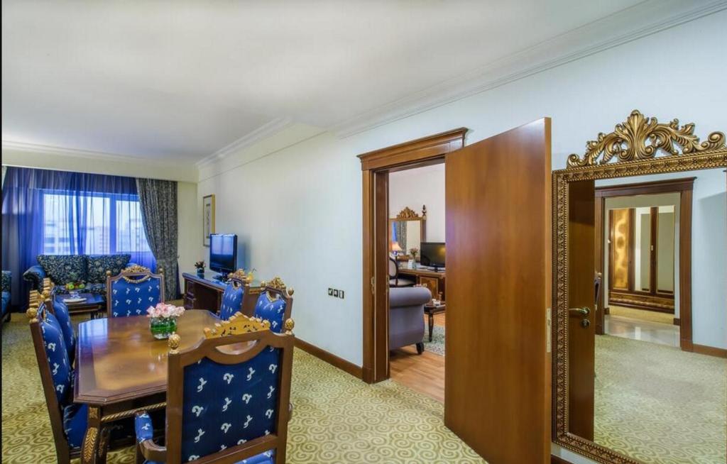 hotel-thumb