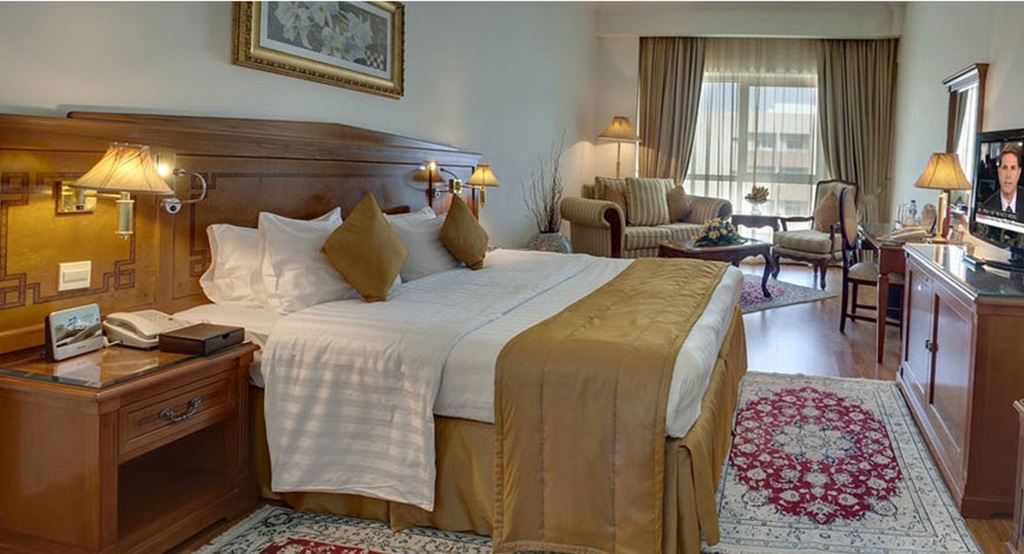 hotel-thumb