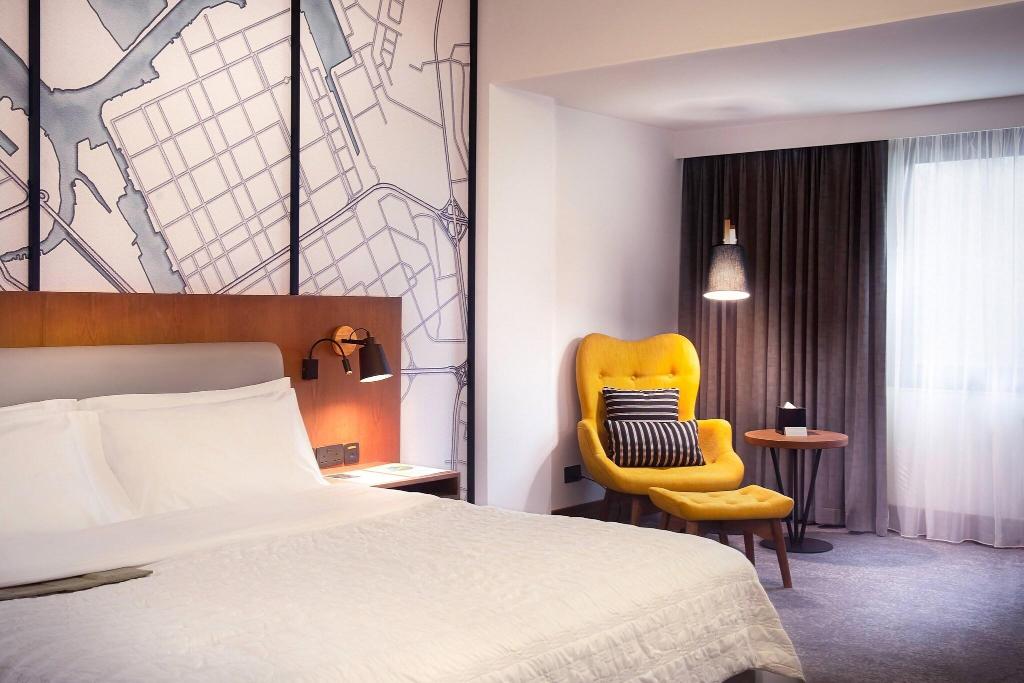 hotel-thumb