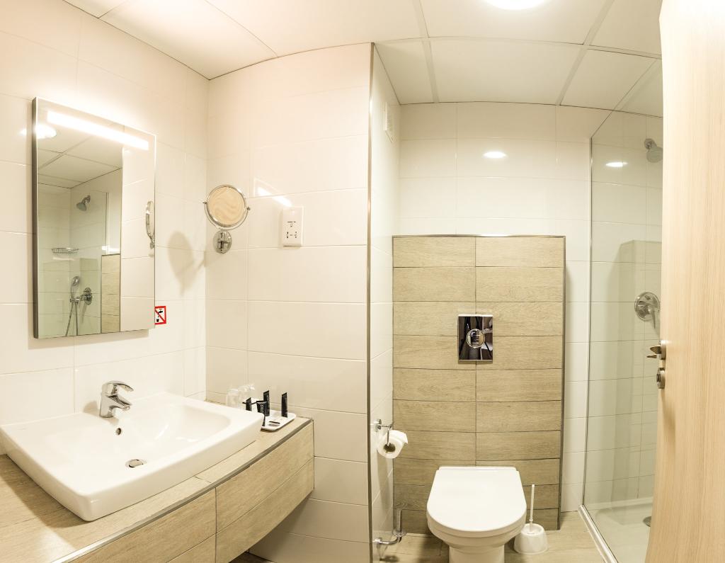 hotel-thumb