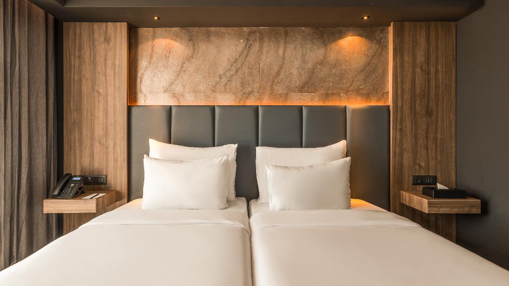 hotel-thumb