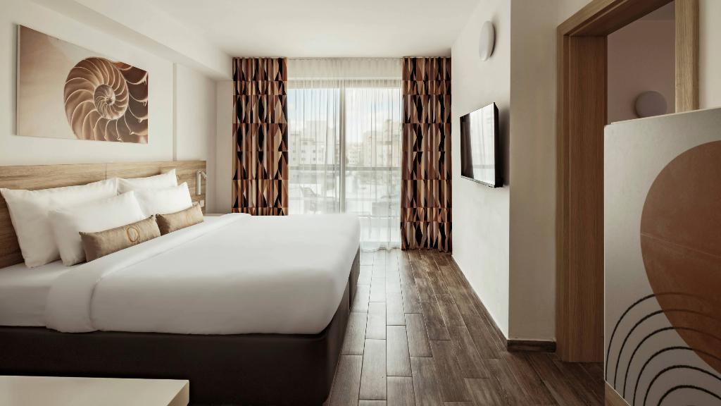 hotel-thumb