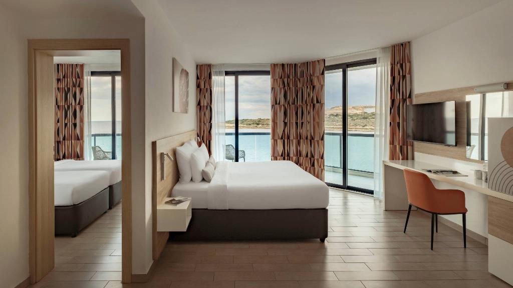 hotel-thumb