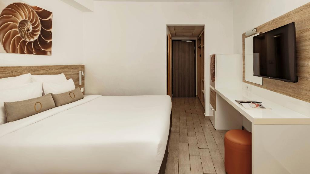 hotel-thumb