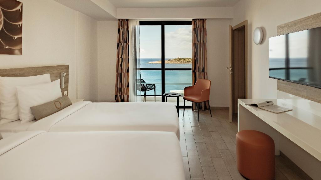hotel-thumb