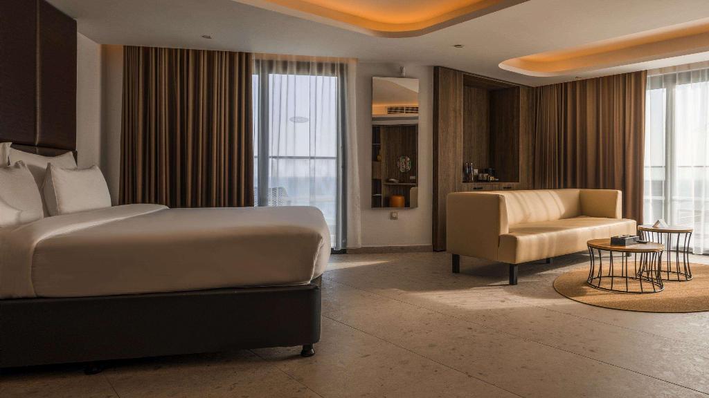 hotel-thumb
