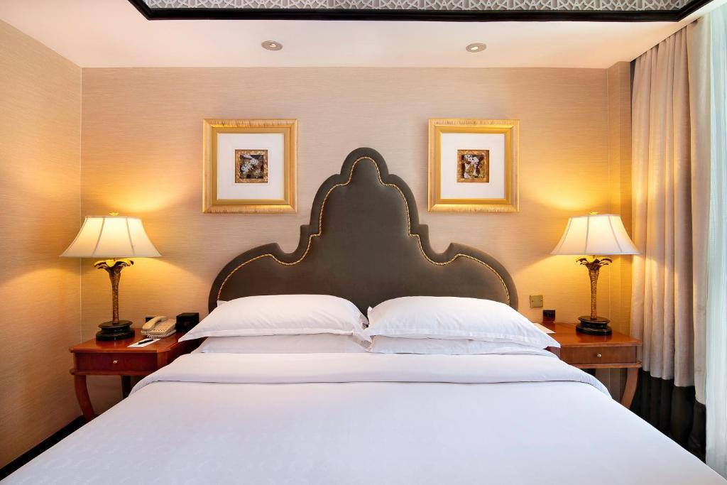 hotel-thumb