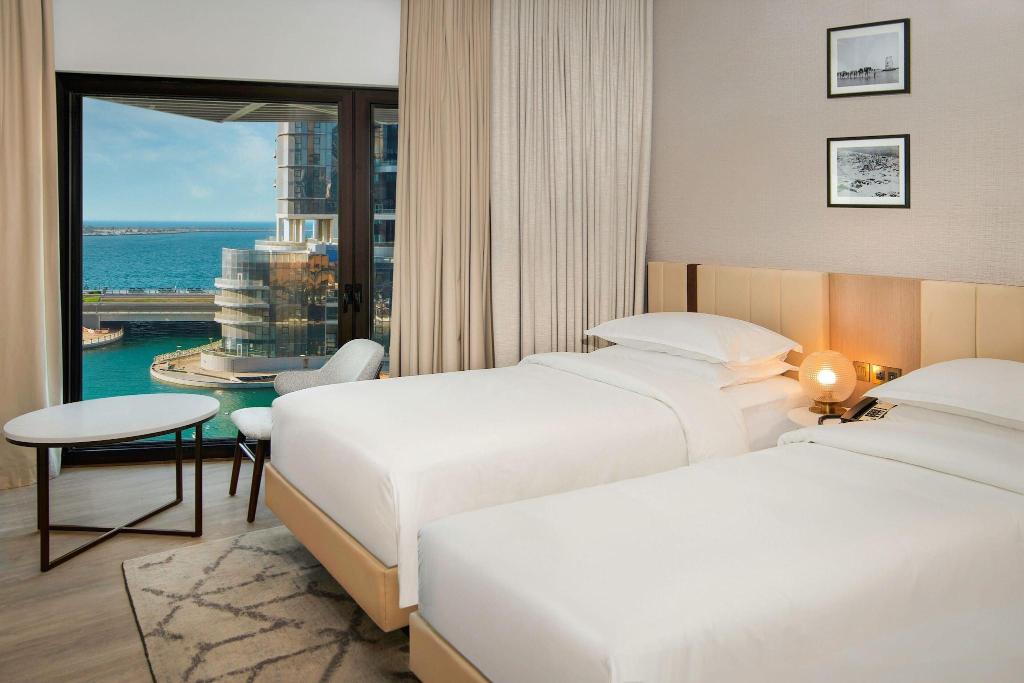 hotel-thumb