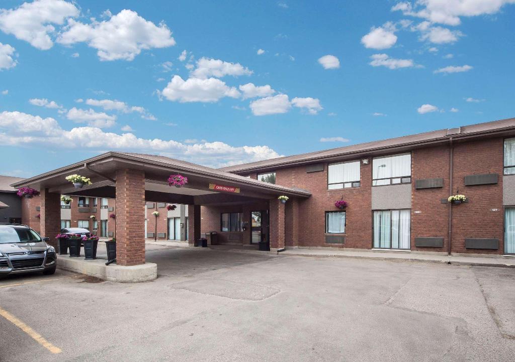 Comfort Inn West