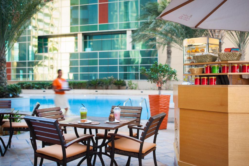 Blue Beach Tower The Walk JBR Dubai (ex JA Oasis) - Bar