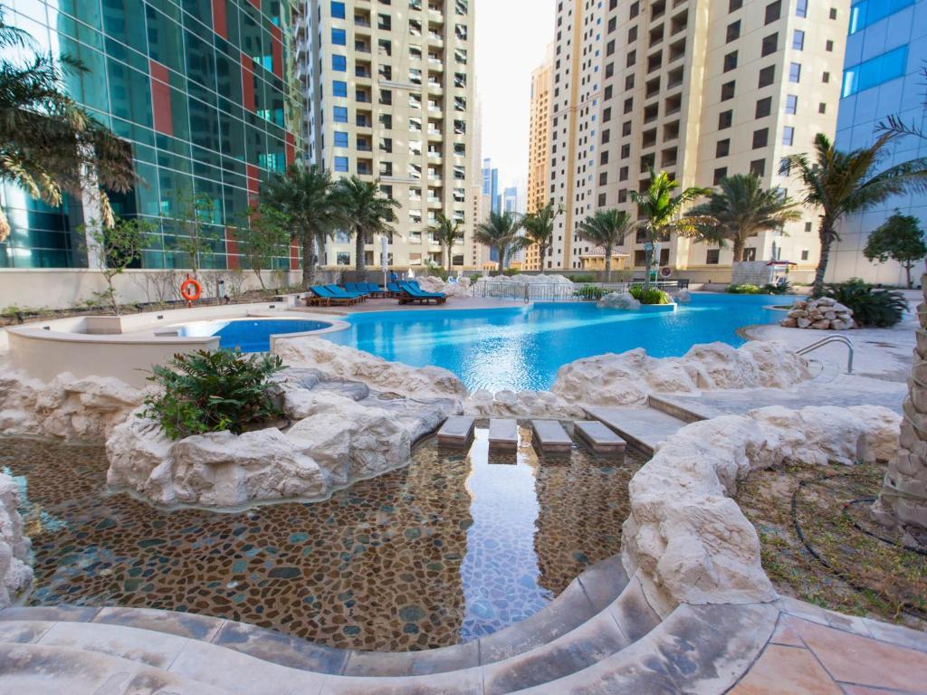 Blue Beach Tower The Walk JBR Dubai (ex JA Oasis) - Pool