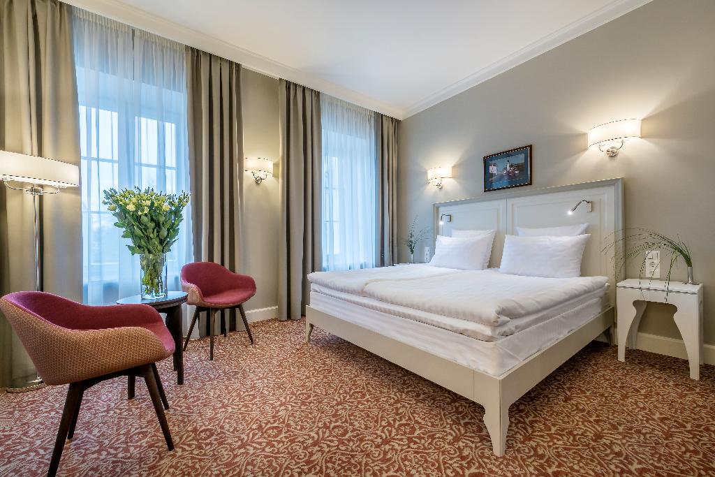 hotel-thumb