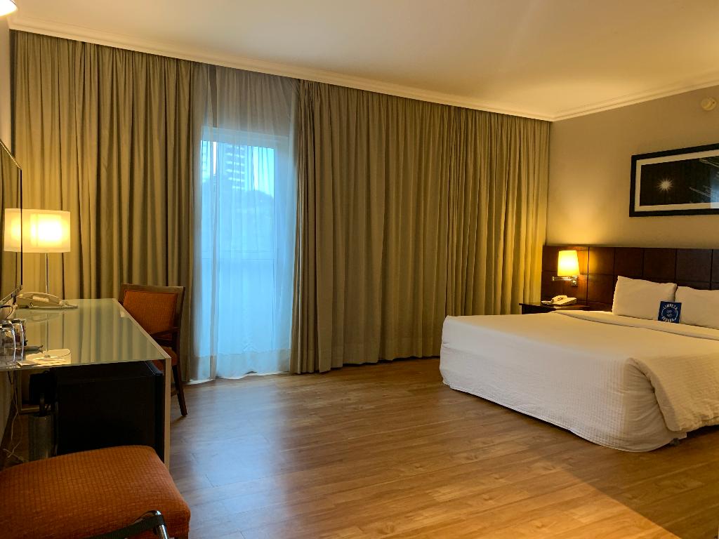 hotel-thumb