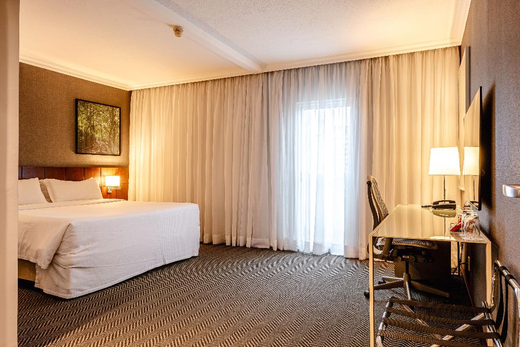 hotel-thumb
