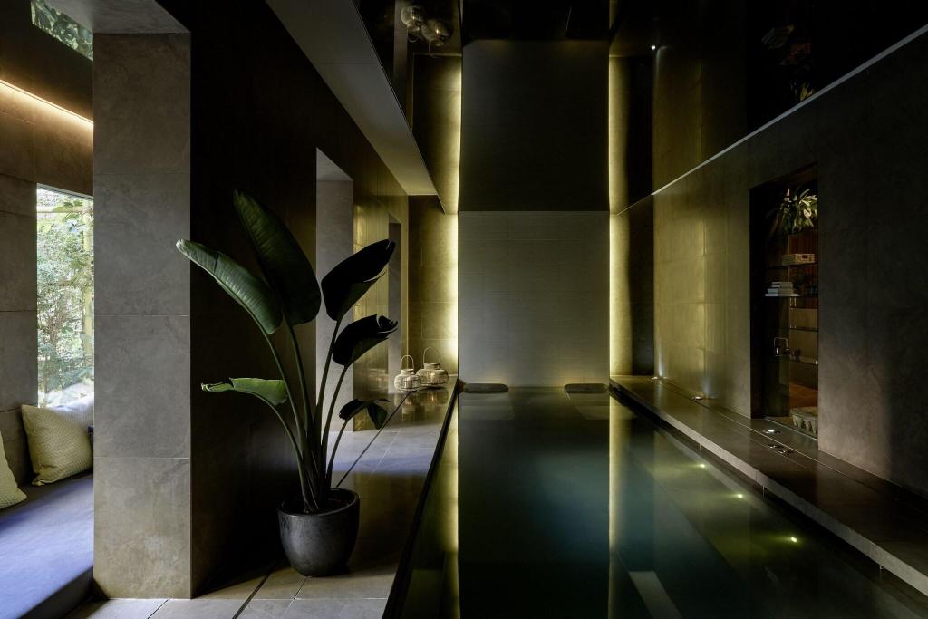 Hotel Omm photo 158