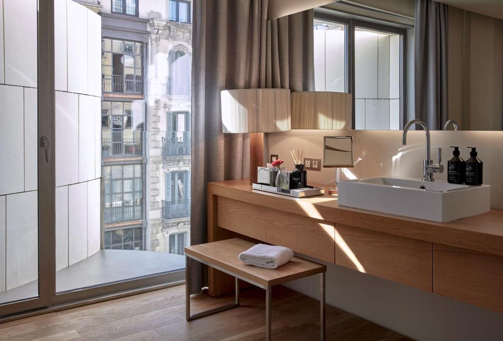 Hotel Omm photo 39