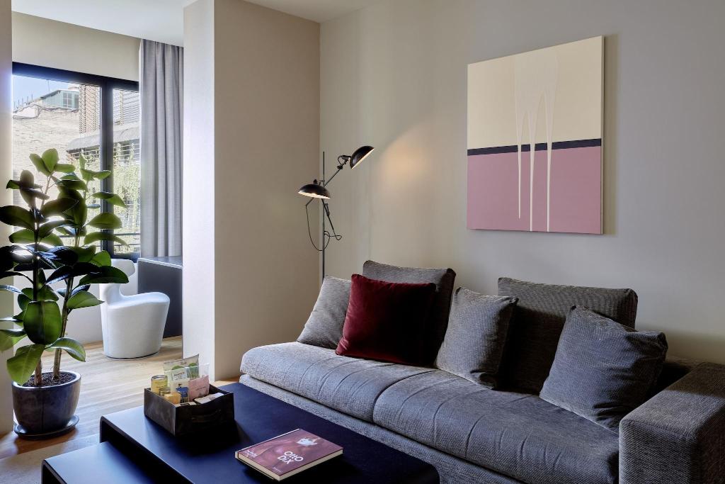 Hotel Omm photo 32