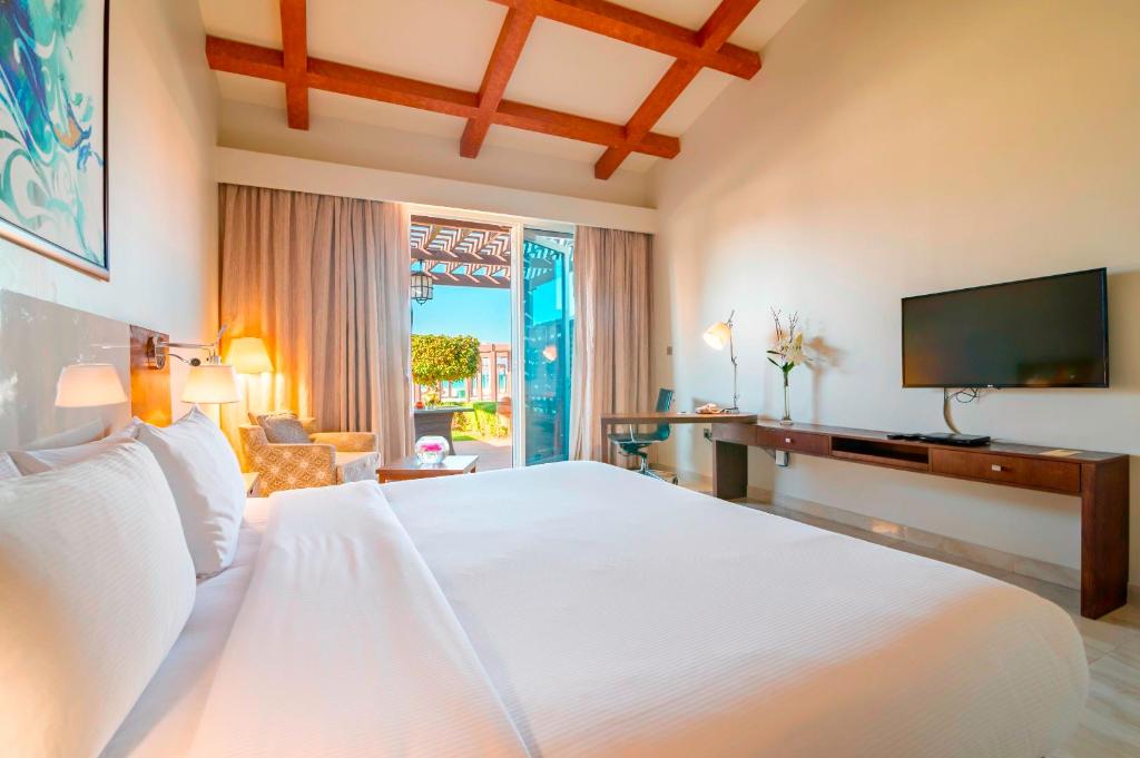 Danat Resort Jebel Dhann