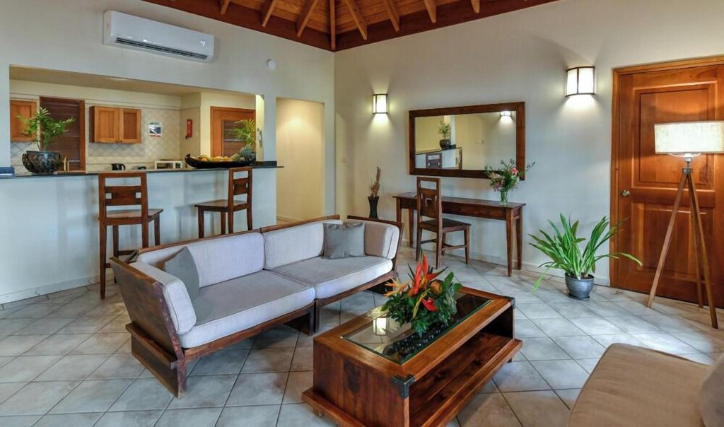 Hotel Antigua Superyacht Marina Resort, Antigua und Barbuda, Falmouth Harbour. Großes 1