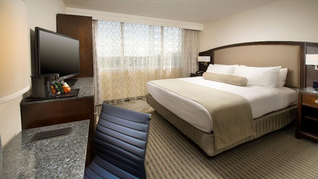 Skybridge Seattle Airport Hotel