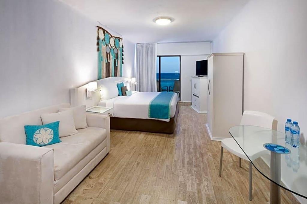 Cyan Cancun Resort Spa
