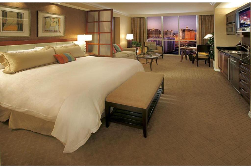 The Signature at MGM Grand (All Suites) photo 33