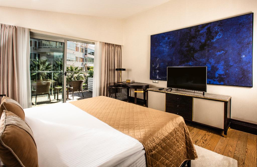 hotel-thumb