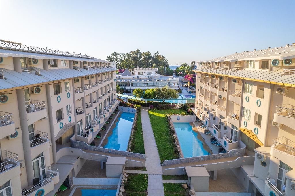 Miarosa Kemer Beach 5*