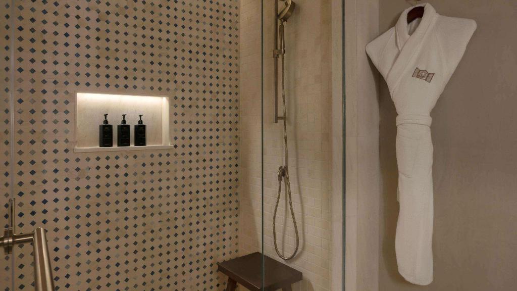 hotel-thumb