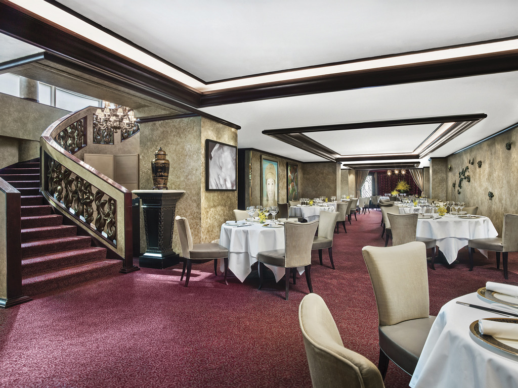 The Langham Hong Kong - Restaurant