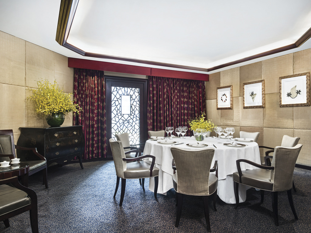 The Langham Hong Kong - Restaurant