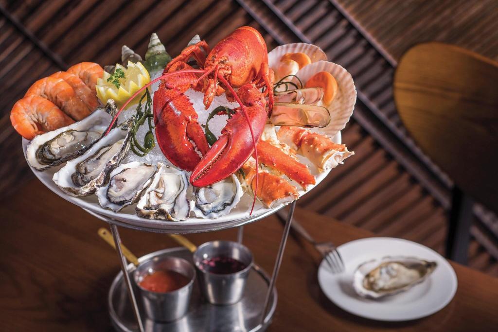 The Langham Hong Kong - Restaurant