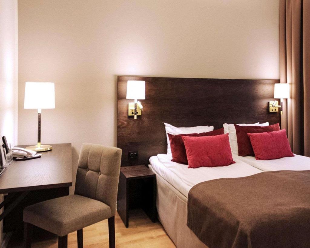 Home Hotel Drott