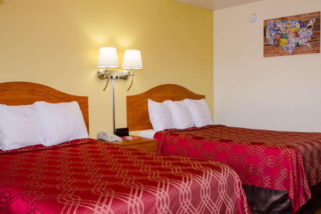 Econo Lodge East Suburbs