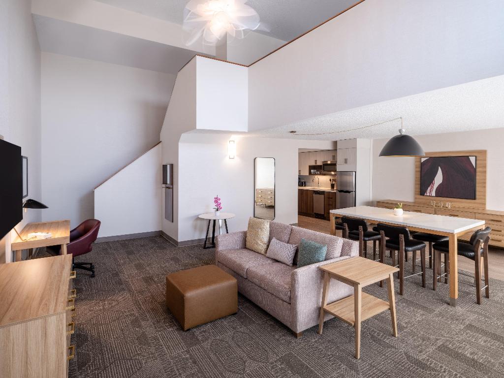 Staybridge Suites Chicago O'Hare - Rosemont By IHG