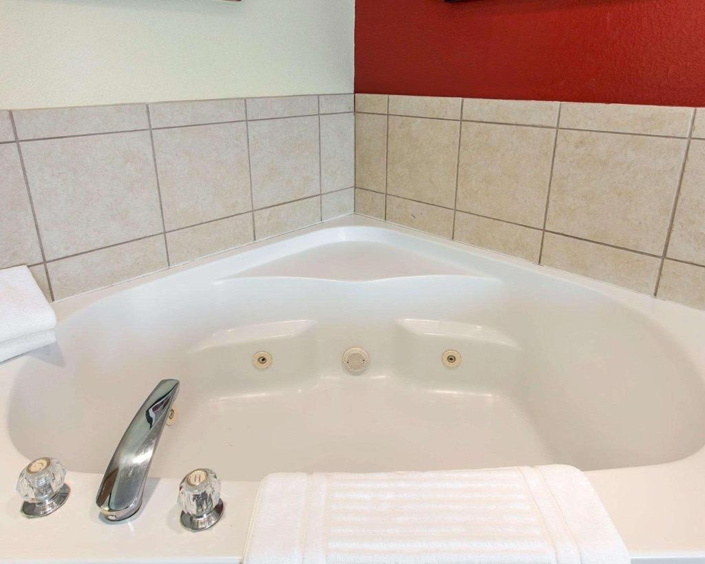 Comfort Suites (Palm Desert)