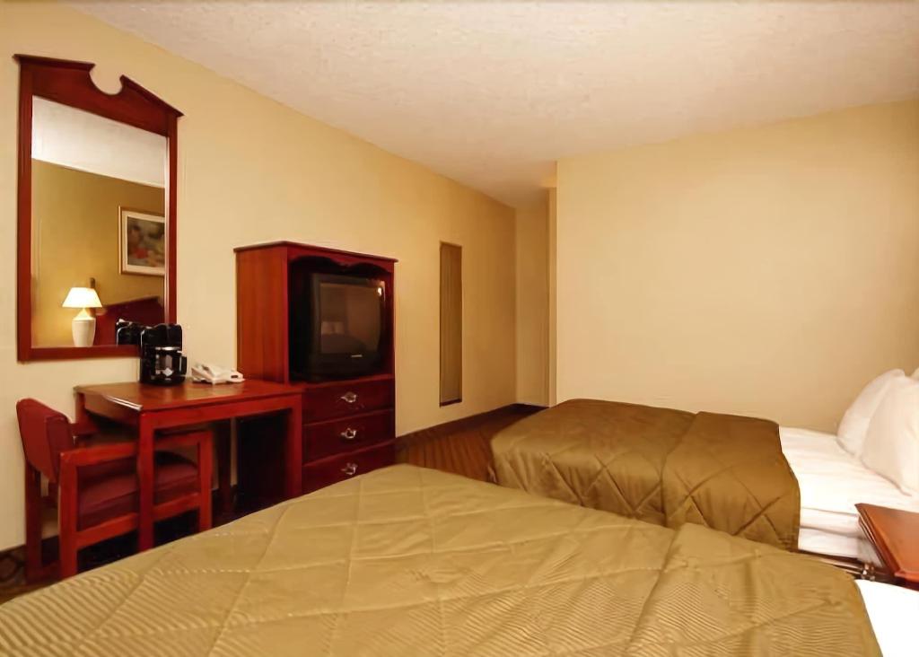 Ocotillo Apartments & Hotel
