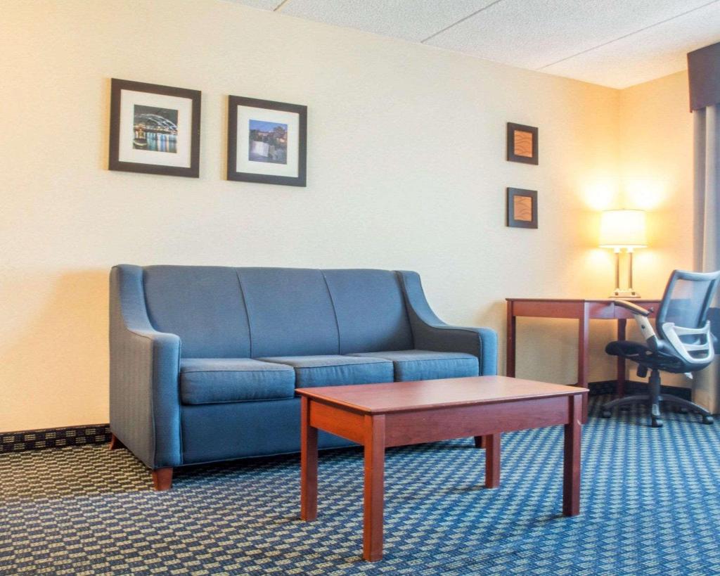 Comfort Inn West Rochester
