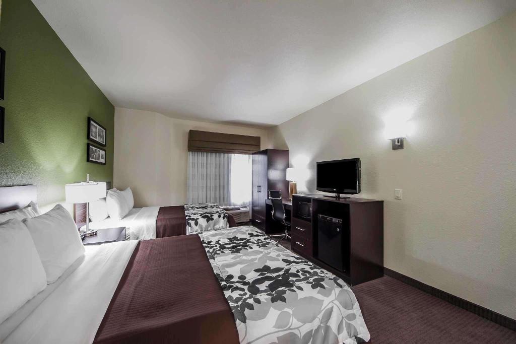 Sleep Inn & Suites Central/I-44