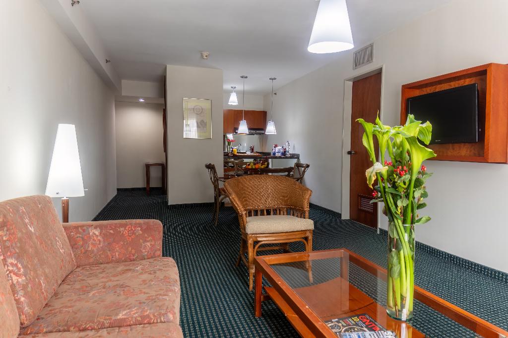 Altamira Suites