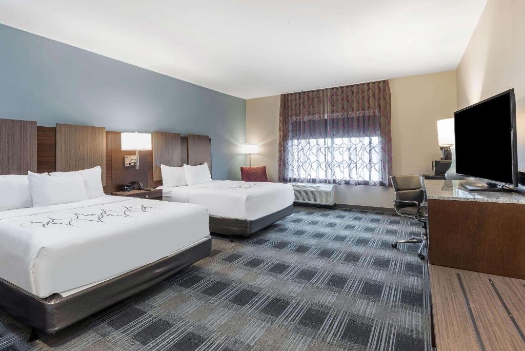 La Quinta Inn Suites Aberdeen Apg