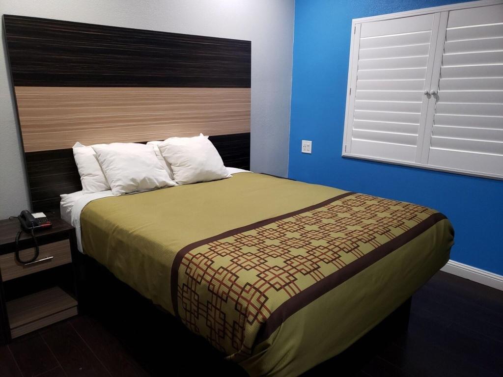 Rodeway Inn & Suites Hayward
