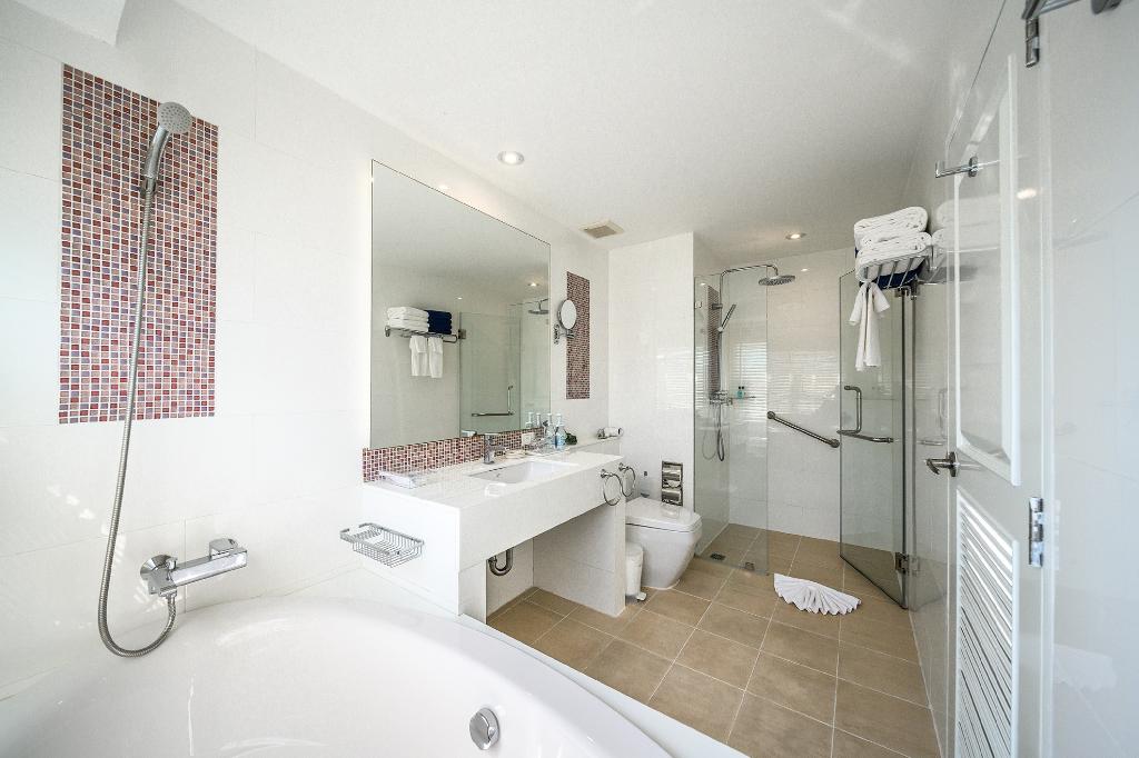 Hotel Andaman Beach Suites, Thailand, Patong. Großes 1