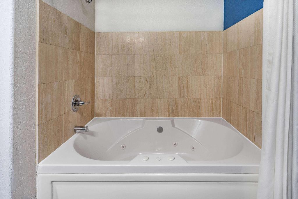 Baymont by Wyndham Milan