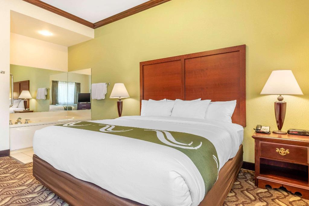Quality Inn & Suites Zanesville