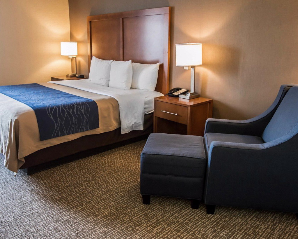 Comfort Inn (Crystal Lake)