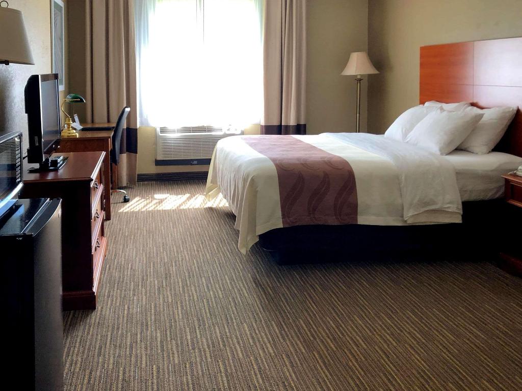 Quality Inn New Castle